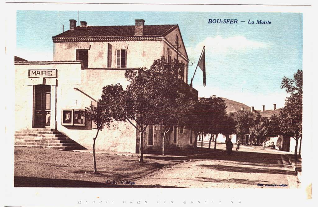 BOUSFER ANNEES 40 LA MAIRIE.JPG